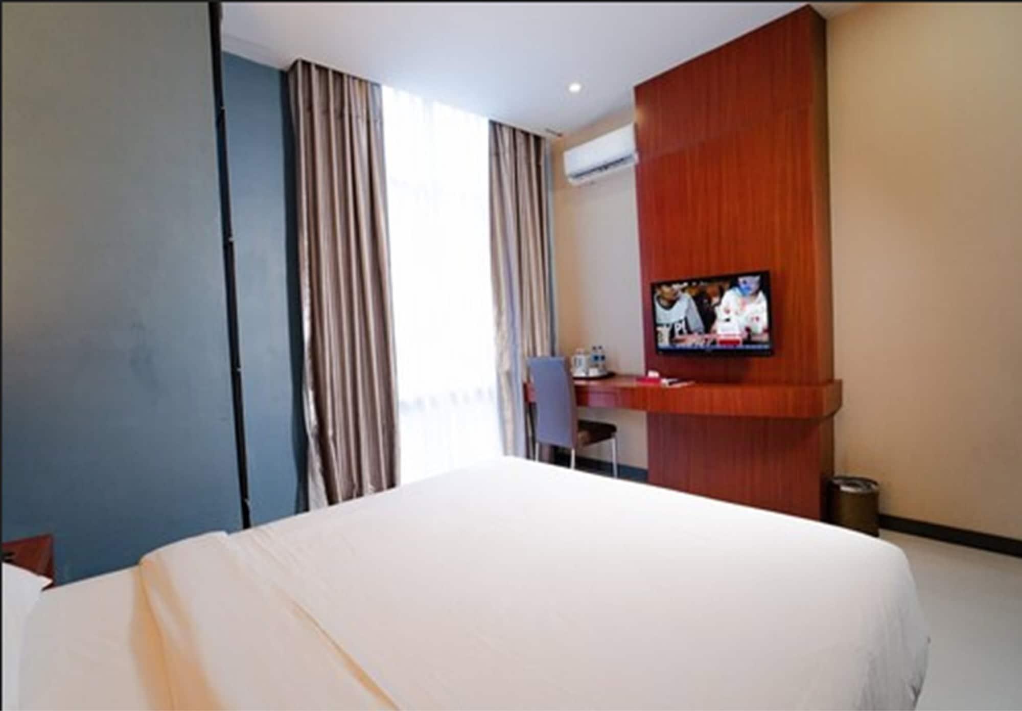 The Crew Hotel Kualanamu International Airport Medan Eksteriør billede
