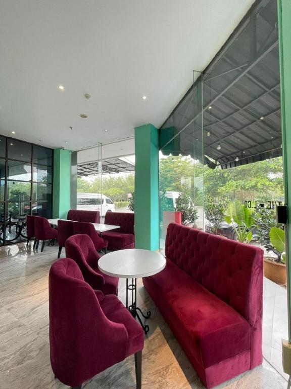 The Crew Hotel Kualanamu International Airport Medan Eksteriør billede