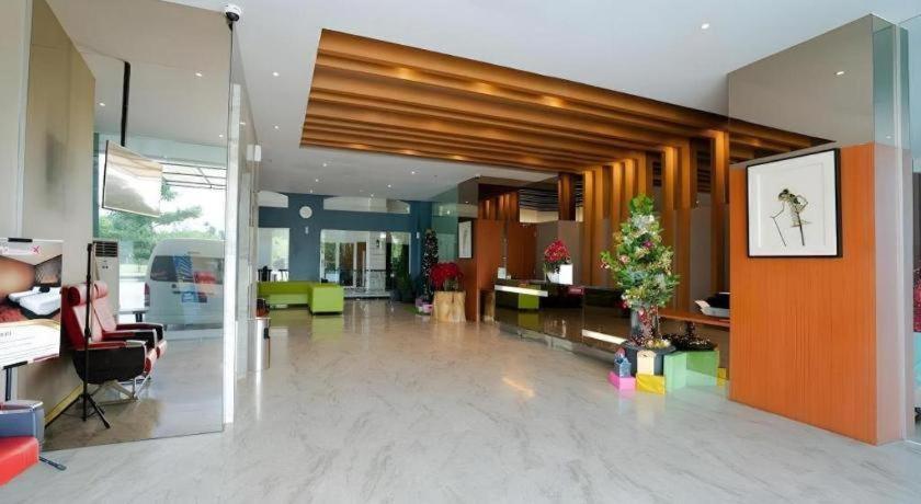 The Crew Hotel Kualanamu International Airport Medan Eksteriør billede